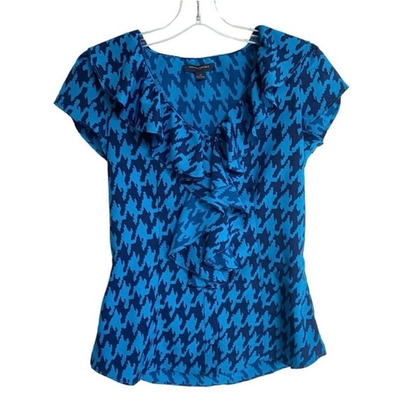 Banana Republic Tops - Banana‎ Republic Blue Abstract Houndstooth Ruffle V-Neck Blouse XS Short Sleeve